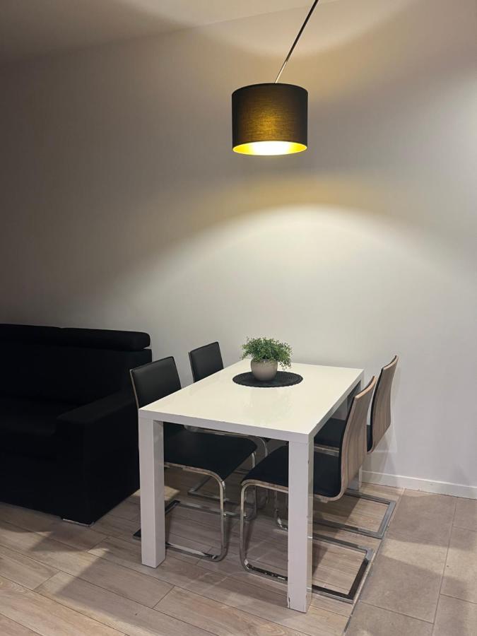 Supreme Apartament Kasprzaka Apartment Warsaw
